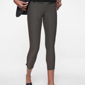 Athleta Stellar crop scuba pants Size M